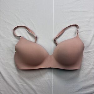 Victoria's Secret T-shirt Lightly Lined Wireless Bra
